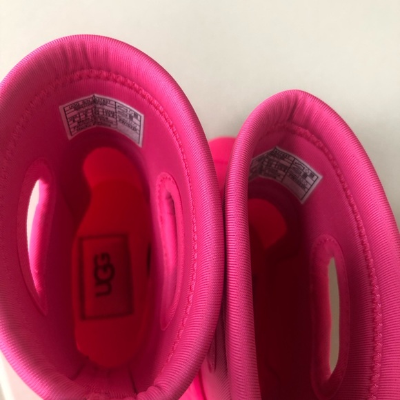 Ugg kids boots - Picture 4 of 8